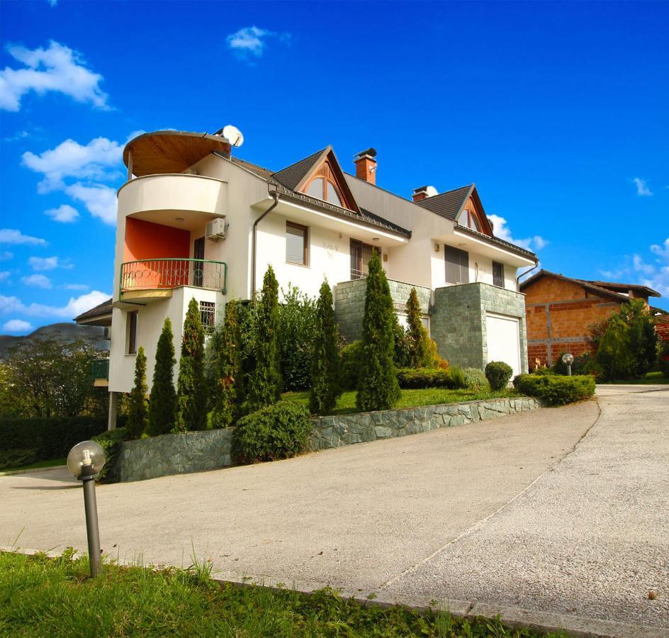 Villa Skenderija East By Poppy Сараево Экстерьер фото